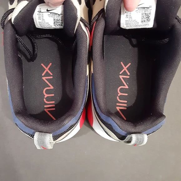 - NIKE AIR MAX 200 2019 TEAM GOLD UNIVERSITY RED BLACK AQ2568-700 MENS SIZ… - Picture 6 of 15